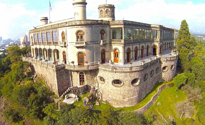 Chapultepec: zoológico, castillo y museos