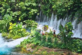 Nace el Agua y la Joya