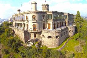 Chapultepec: zoológico, castillo y museos