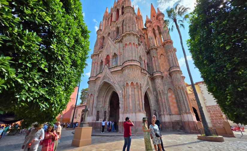 San Miguel de Allende, Dolores Hidalgo y Atotonilco
