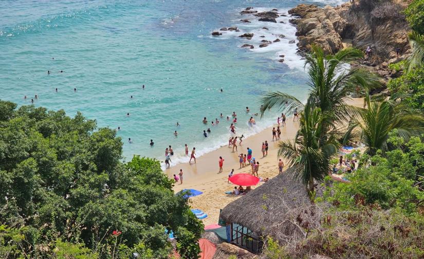 Puerto Escondido con Bioluminiscencia