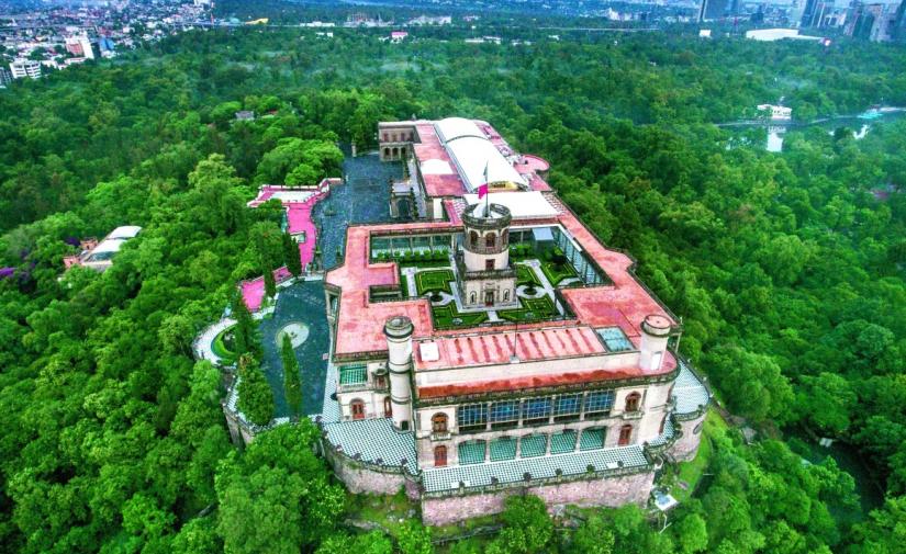 Chapultepec: zoológico, castillo y museos