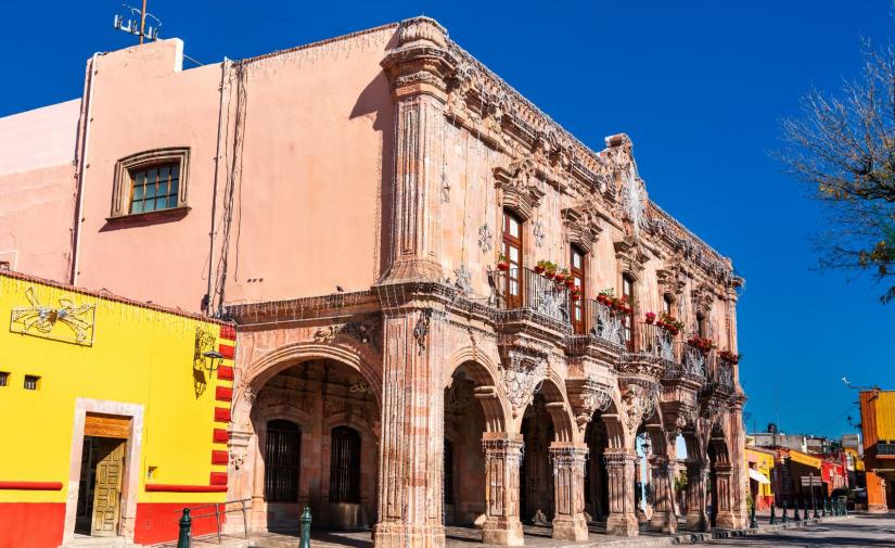 Guanajuato, Monumento de Cristo Rey y Dolores Hidalgo